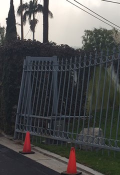 Driveway Gate Got Stuck Near Rolando
